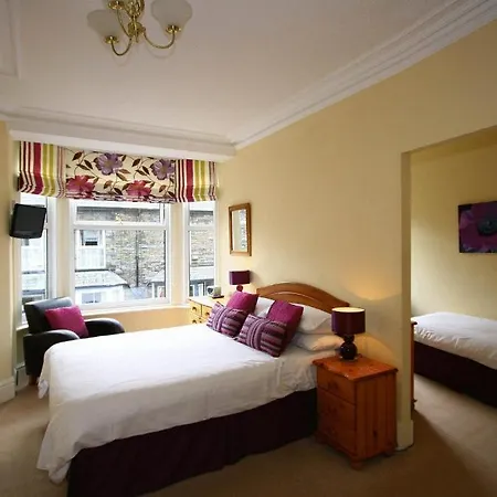 Claremont House Πανσιόν