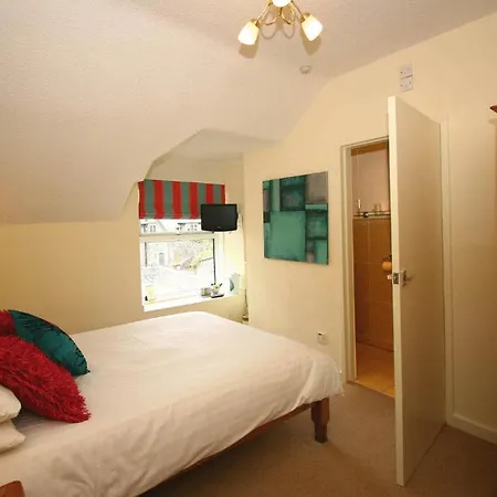 Πανσιόν Claremont House Ambleside